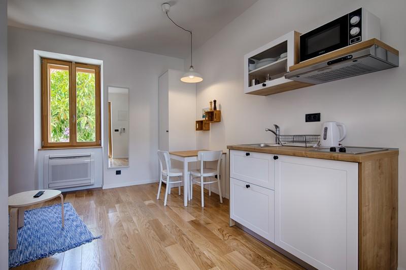 Apartments Villa Glorija Комижа Екстер'єр фото